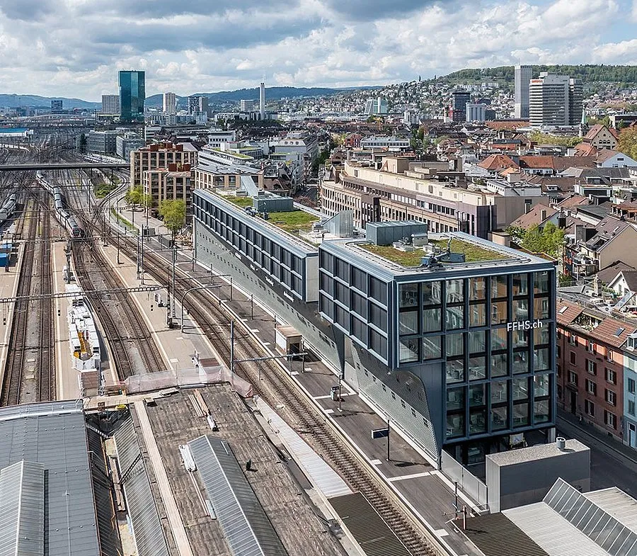 Die FFHS Gleisarena in Zürich